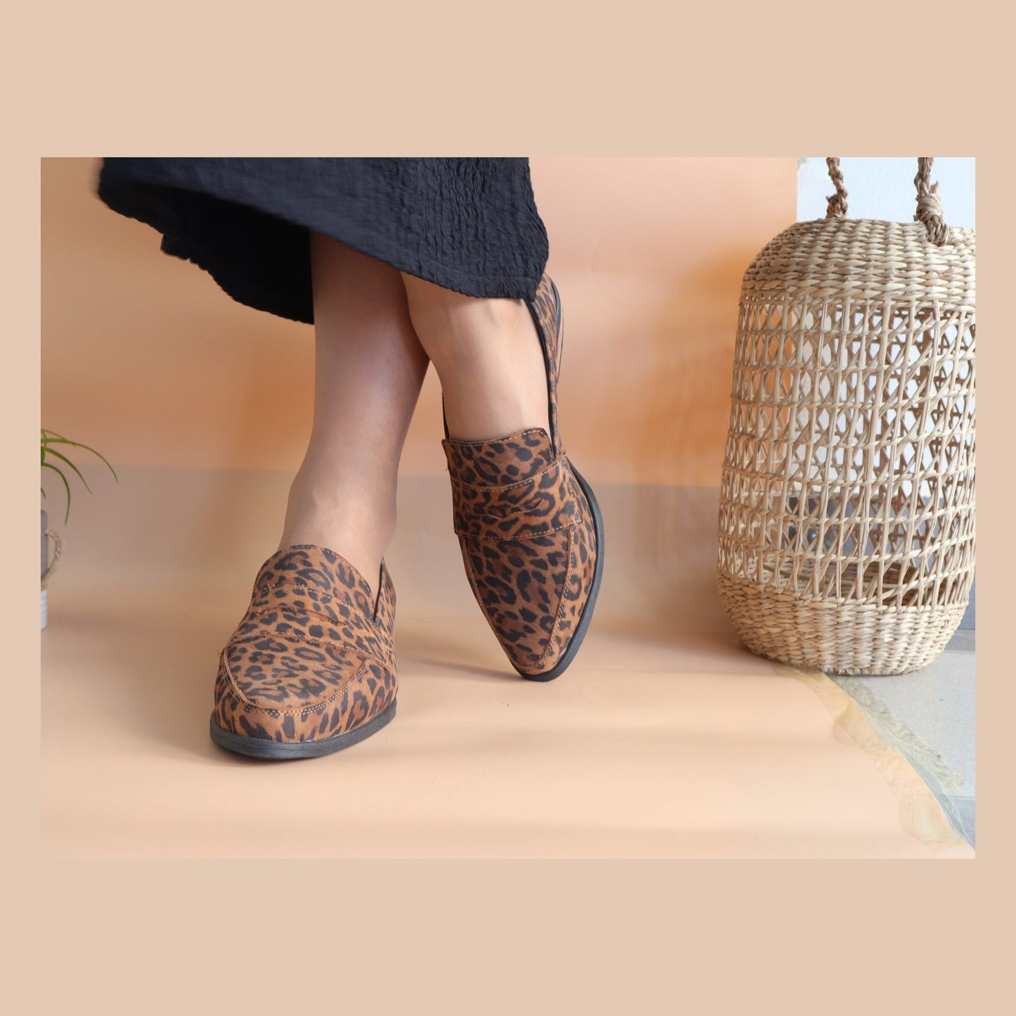 Mocasin Animal Print