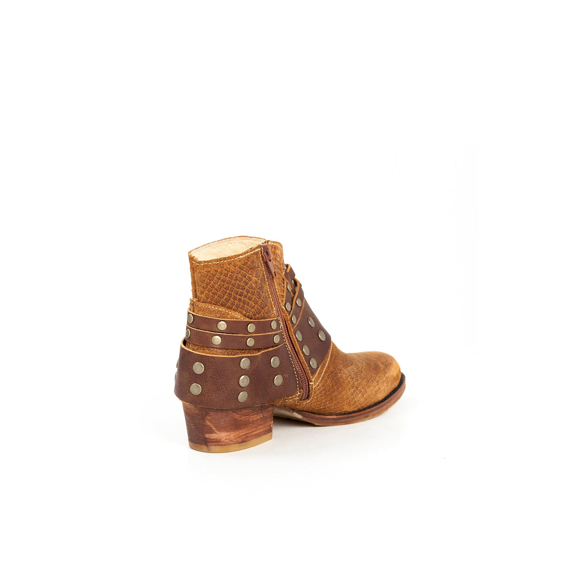Rustico Camel