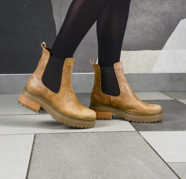 chelsea camel