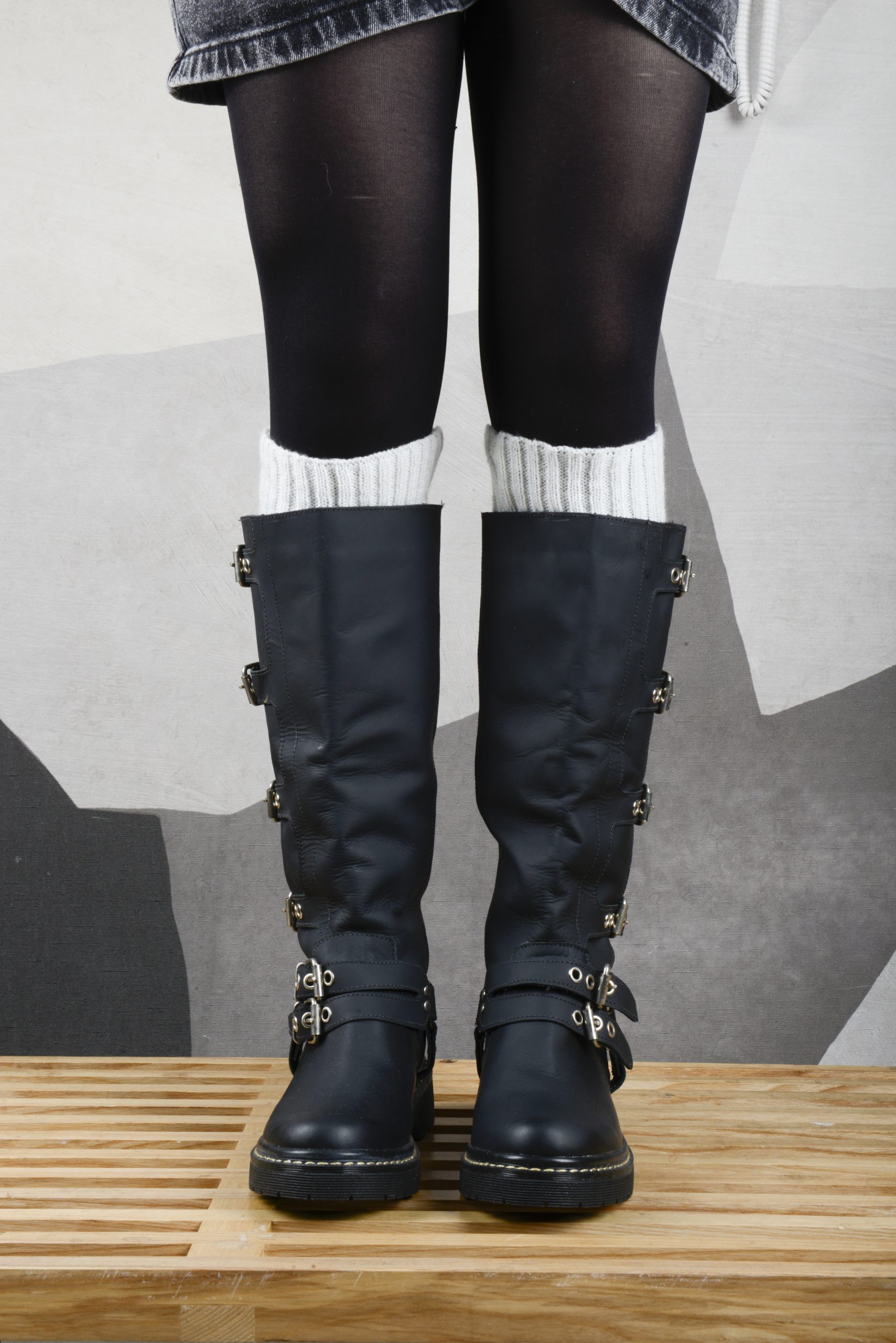 bota biker negra - Imagen 4